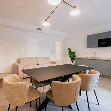 Aparthotel Relstay - De Angeli