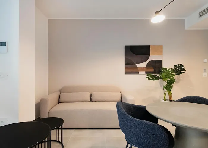 Relstay - De Angeli 4* Milan
