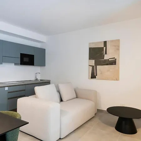 Relstay - De Angeli Hotel apartamentowy *