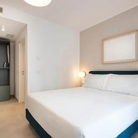 Relstay - De Angeli Hotel apartamentowy