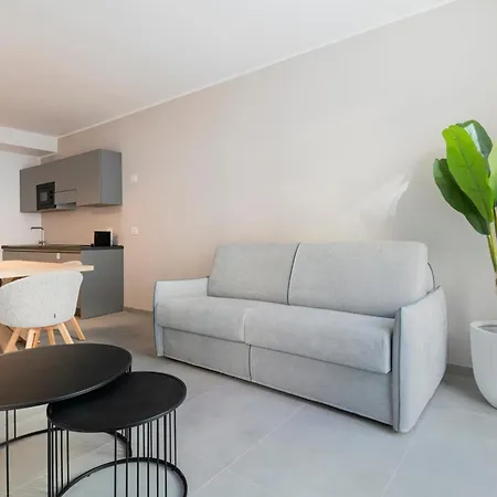 Relstay - De Angeli Appart hôtel 4*