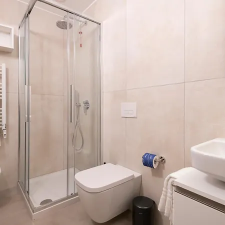 Relstay - De Angeli 4* Milano